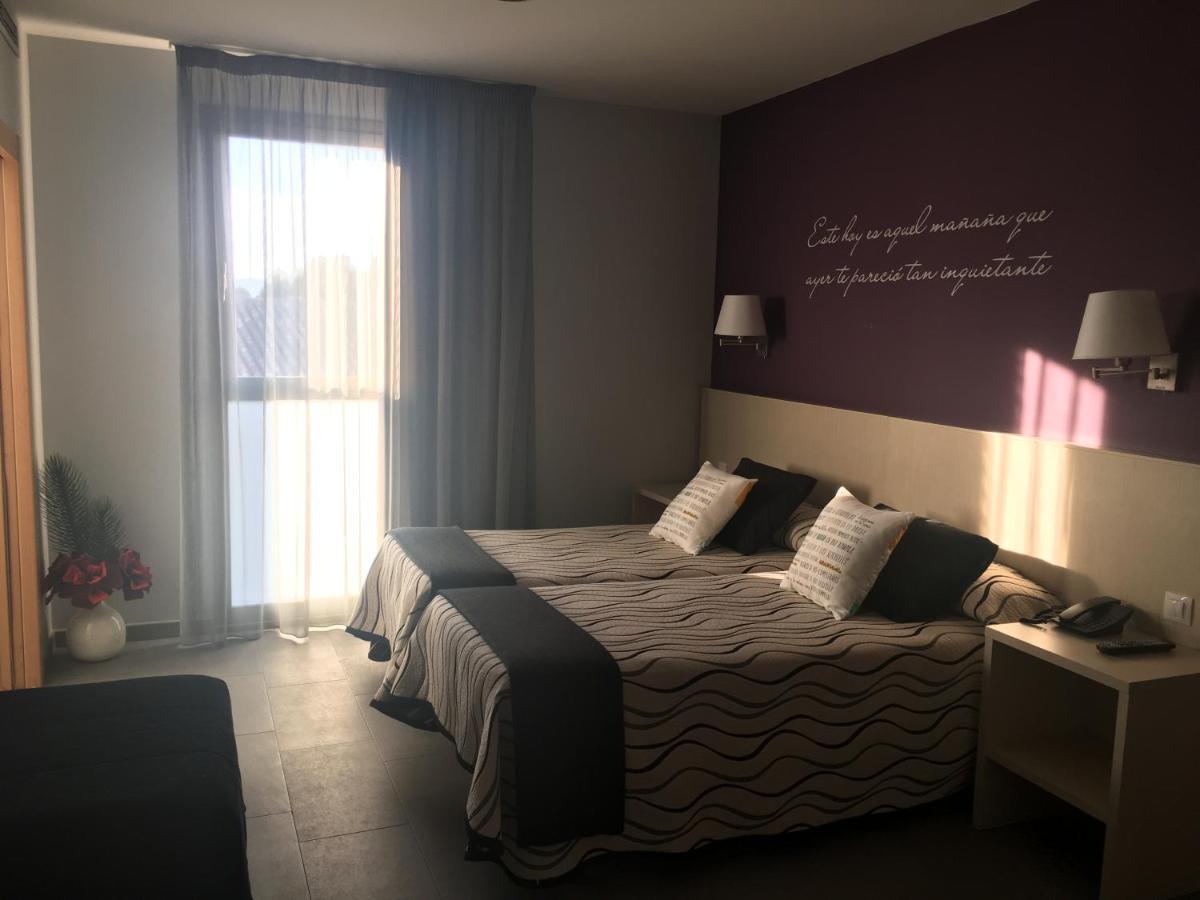 Hotel Hm Alfaro Zewnętrze zdjęcie