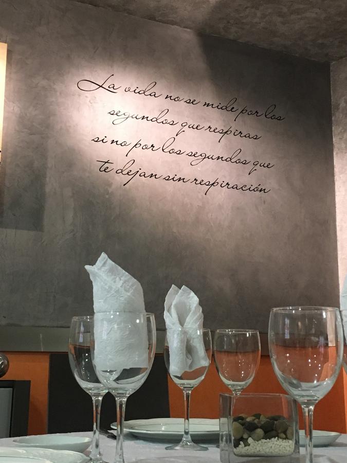 Hotel Hm Alfaro Zewnętrze zdjęcie